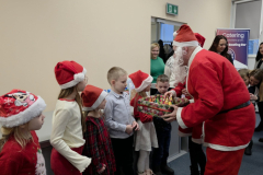 599821726_1322003143063338_5485493660157537466_n