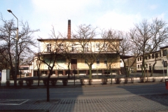 Budynek Obornickiej Mleczarni widok z ulicy Marszałka Piłsudskiego.