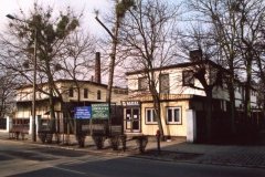 Budynek Obornickiej Mleczarni widok z ulicy Marszałka Piłsudskiego.